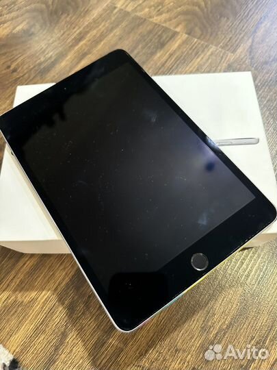 iPad mini 4 64gb