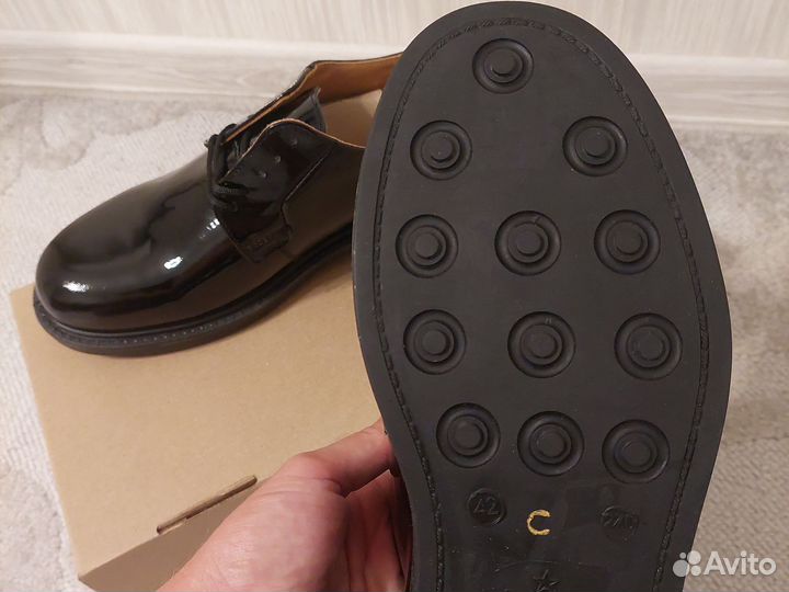 Ботинки мужские 42 размер новые