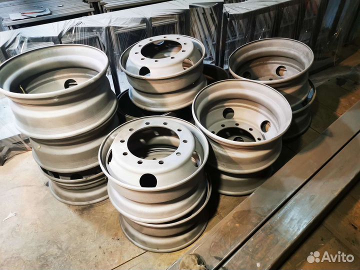 Пескоструйная обработка дисков, авто-мото деталей