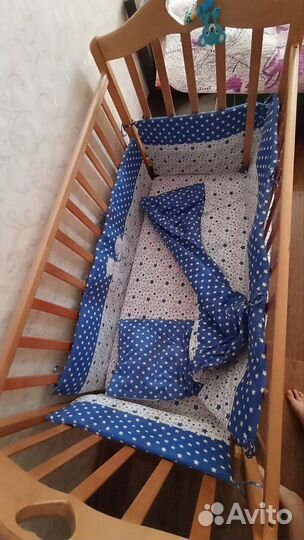 Детская кровать с продольным маятником