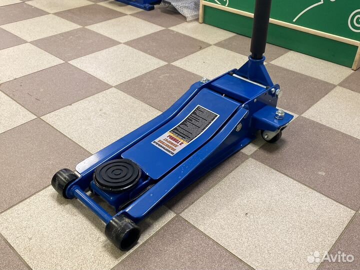 Домкрат гидравлический подкатной низкопрофил 3т