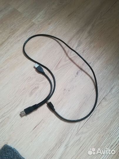Кабель для зарядки телефона