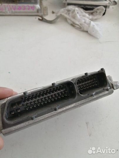 Блок управления двигателем Skoda Fabia 2 5J5 BXW