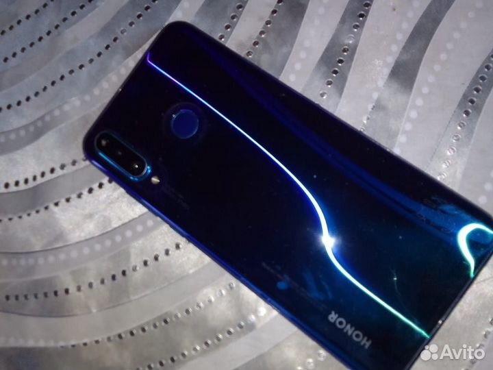 Телефон honor 20 lite