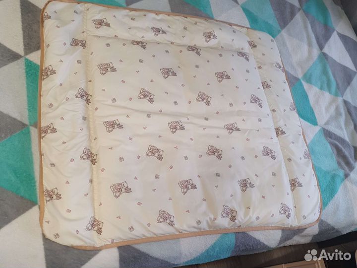 Матрас для пеленального стола