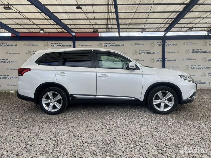 Mitsubishi Outlander 2.0 CVT, 2017, 167 726 км