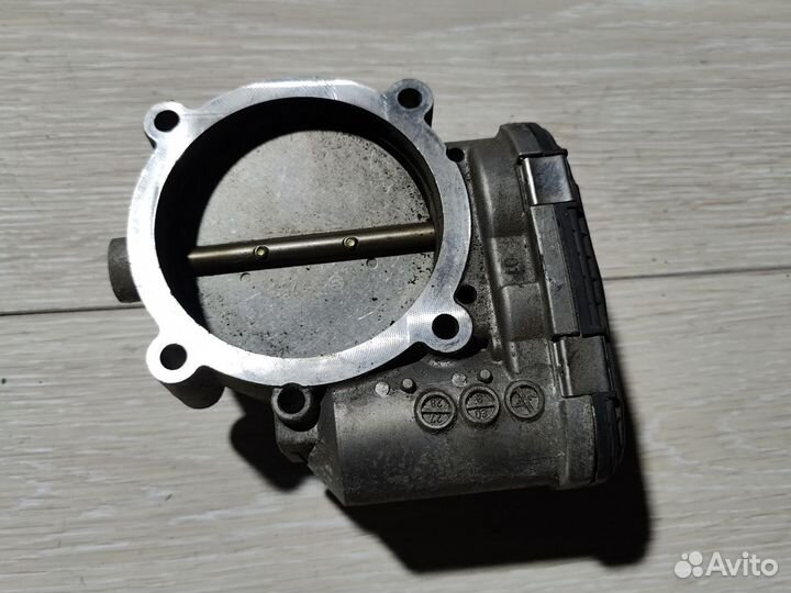 Дроссельная заслонка Audi A8