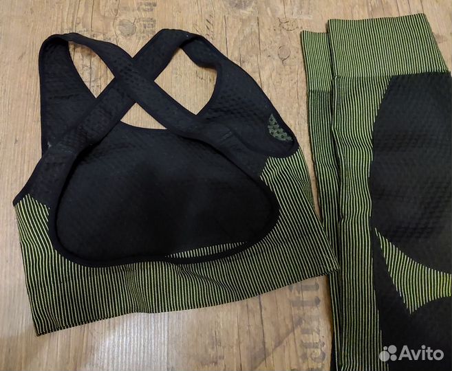 Спортивный костюм