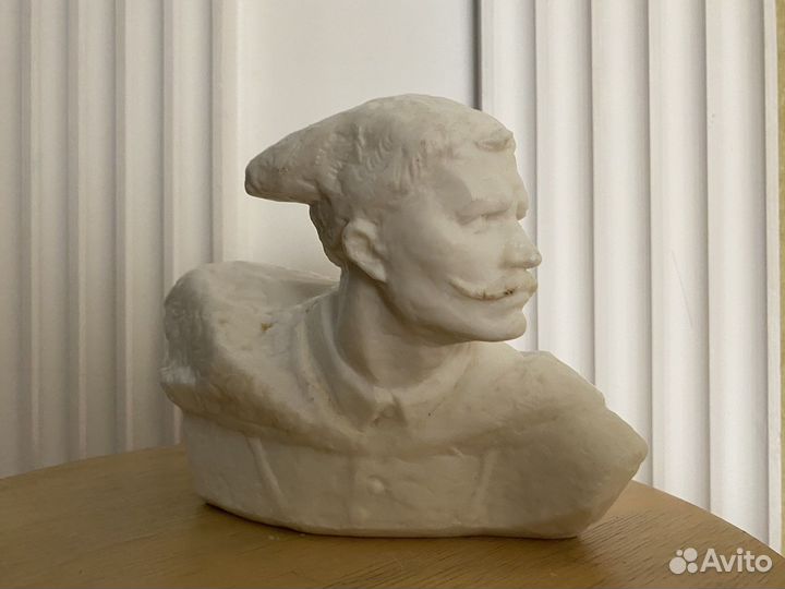 Бюст Чапаев фхи колкий пластик