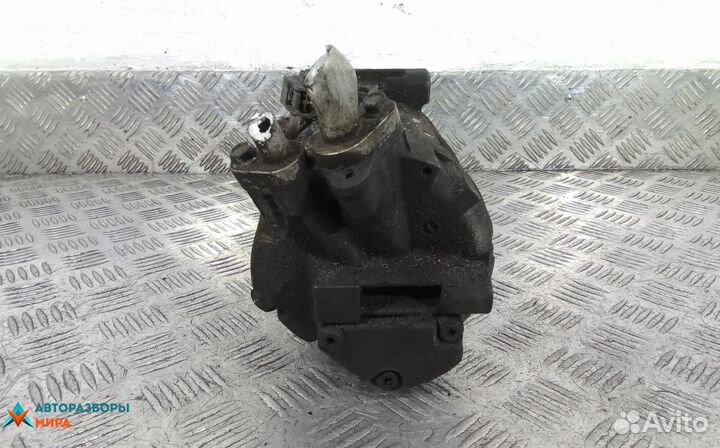 Компрессор кондиционера Nissan X-Trail T31 2008