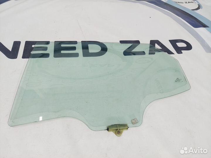 Заднее левое стекло Kia Ceed 2 JD