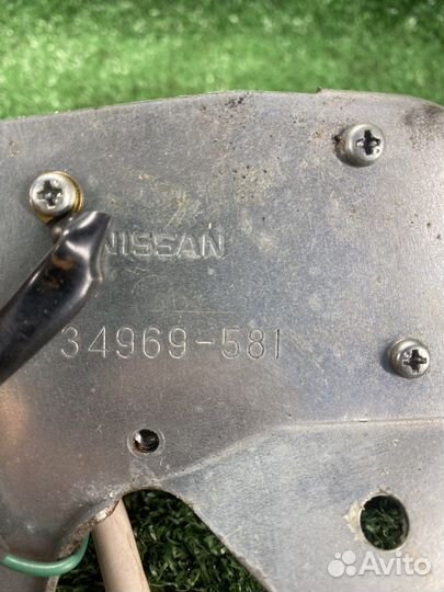 Моторчик стеклоочистителя задний Nissan murano z50