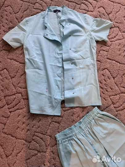 Медицинский костюм цветоформа