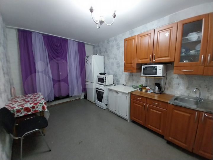 2-к. квартира, 45 м², 3/9 эт.