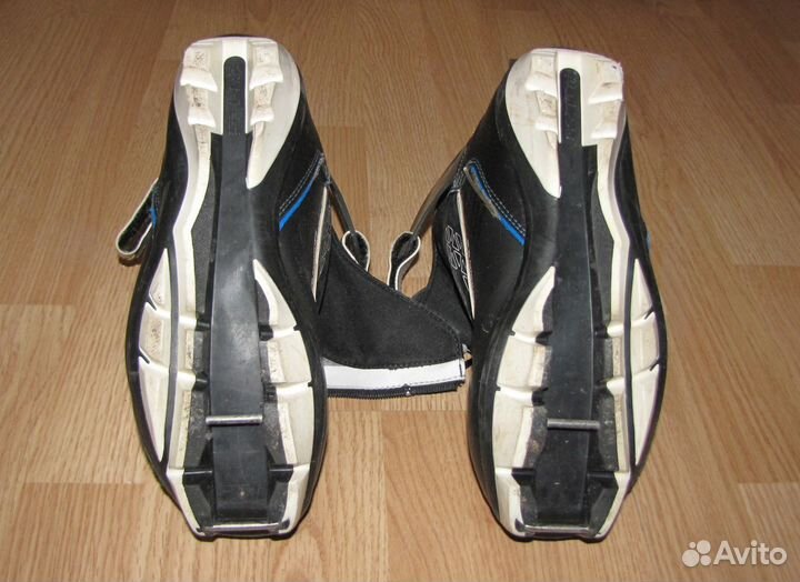 Лыжные ботинки Salomon Escape 7 Pilot