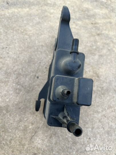 Bmw x1 f48 абсорбер 16117300489