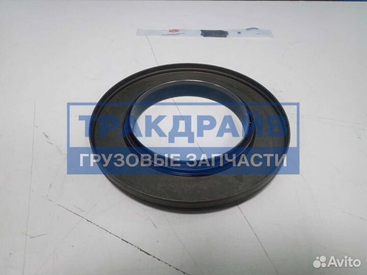 Сальник хвостовика редуктора EV71/91 для грузовиков Вольво и Рено 90x151x11/18