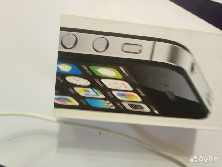 iPhone 4S, 16 ГБ