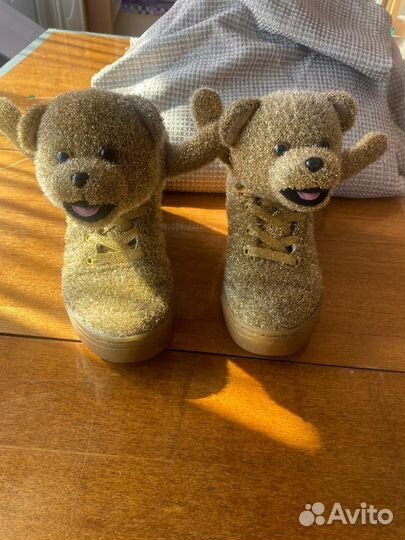 Adidas jeremy scott gold bear