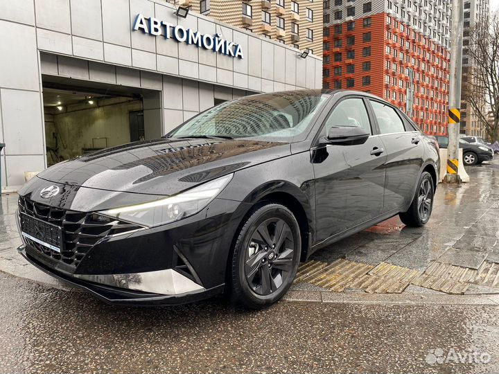 Hyundai Elantra 1.6 AT, 2022, 10 650 км