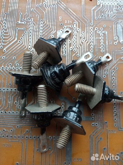 Д-305, диод, радиодетали