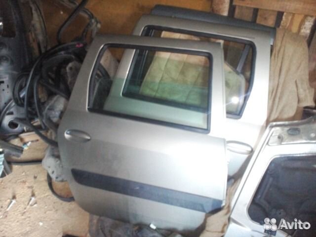 Внутренности двери лада ларгус