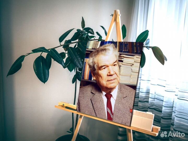 Портрет Мустай Карим