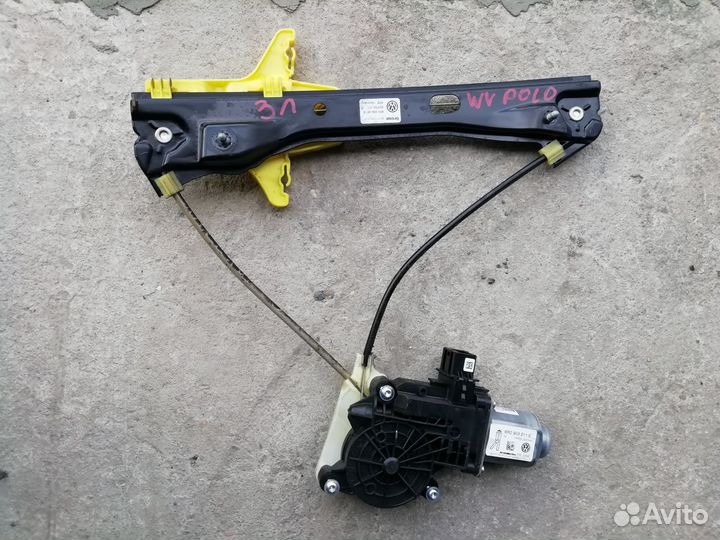 Стеклоподъемник задней левой двери WV Polo седан