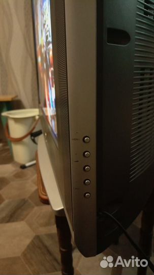 Телевизор Samsung, диагональ 29 дюймов(69 см)