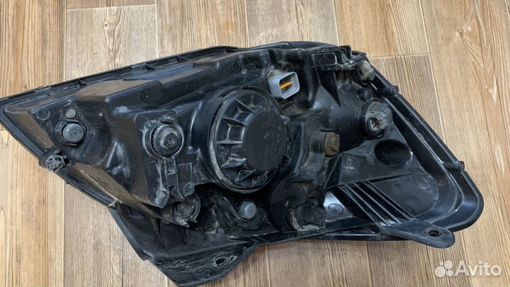 Фара левая kia rio jb