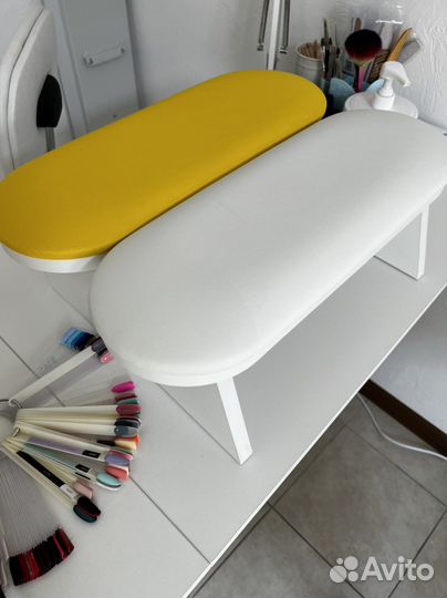 Кресло, подставка для маникюра, рециркулятор