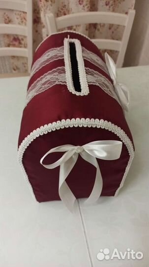 Свадебный сундук для денег