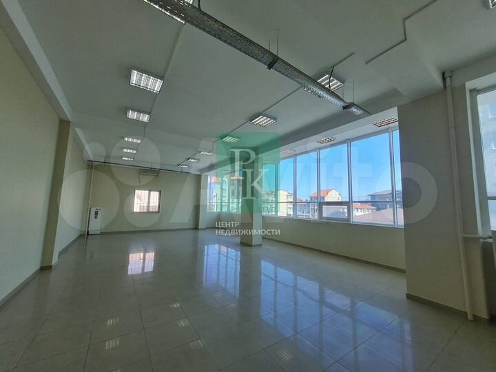 Помещение 123 м² на первой линии Пожарова