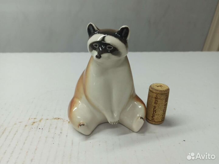 Фарфоровые статуэтки лфз