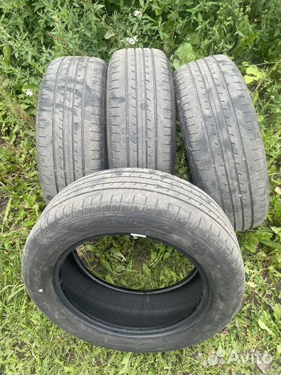 Goodyear EfficientGrip SUV 215/60 R17 96H