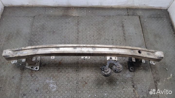 Усилитель бампера Renault Scenic, 2012