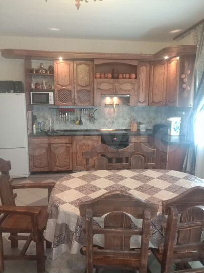 Дом 193 м² на участке 6 сот.