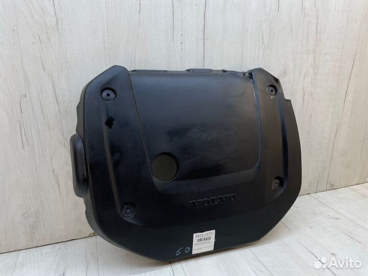 Декоративная крышка двигателя Volvo V90 5AA-PB420T