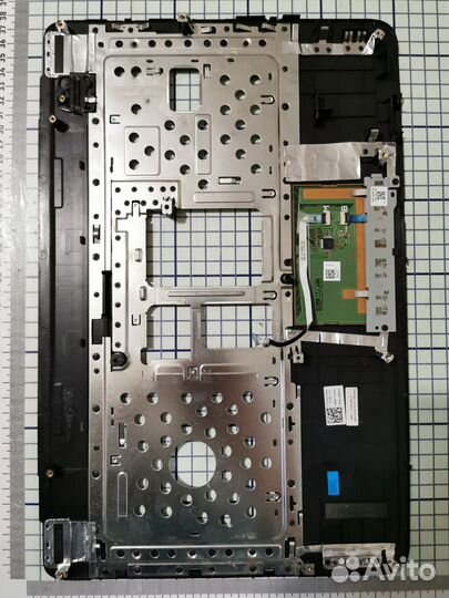 Корпус разбор ремонт Dell M5040, N5040, N5050