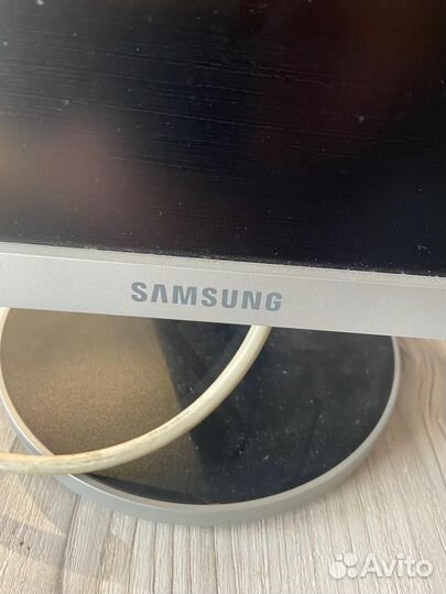 Samsung SyncMaster 225BW 22-дюймовый, выходы DVI