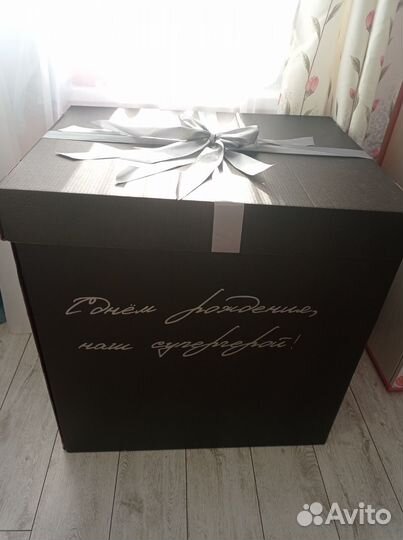 Коробка подарочная черная
