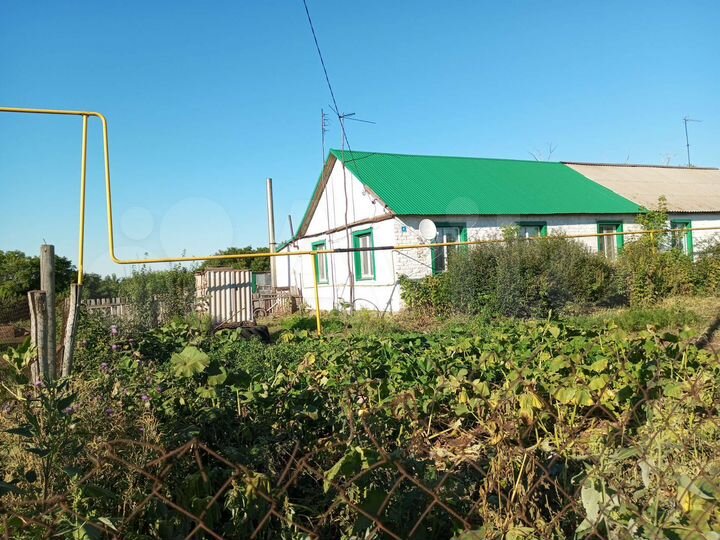 Дом 76 м² на участке 10,5 га