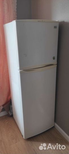 Холодильник LG
