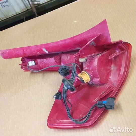 Фонарь задний правый citroen c4