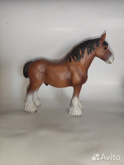 Фигурки лошадей schleich bullyland животные