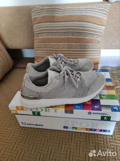 Кроссовки Котофей размер 36 для девочки