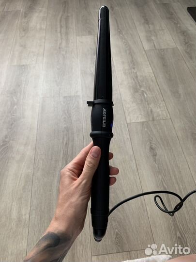 Конусная плойка для волос