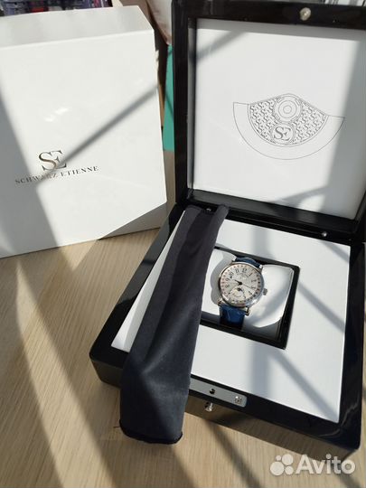 Schwarz Etienne Roma