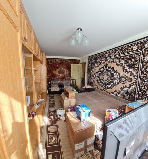 2-к. квартира, 52 м², 5/5 эт.