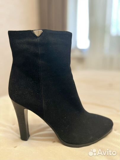 Ботильоны натуральная замша 39
